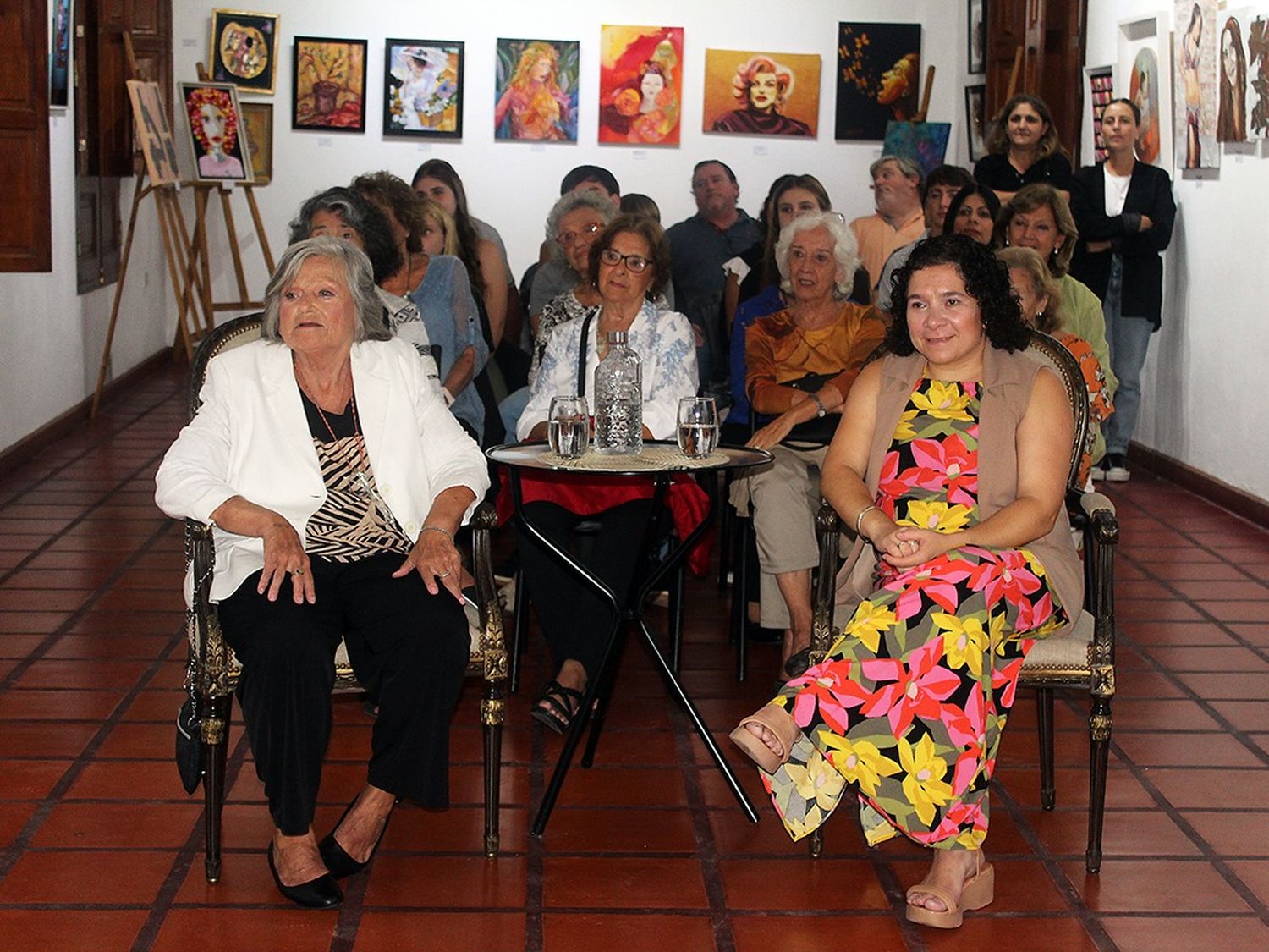Isabel "Chabela" Pedrazzoli y "Marielita" Campodónico.