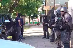 Hallaron dos invernaderos de marihuana tras allanamientos simultáneos en Paraná y Oro Verde