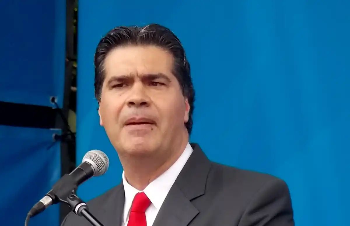 Capitanich en Vuelta de Obligado: "Ejercer soberanía es decirle no a los Buitres"