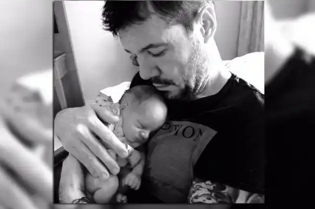 Tinelli presentó a su hijo Lorenzo