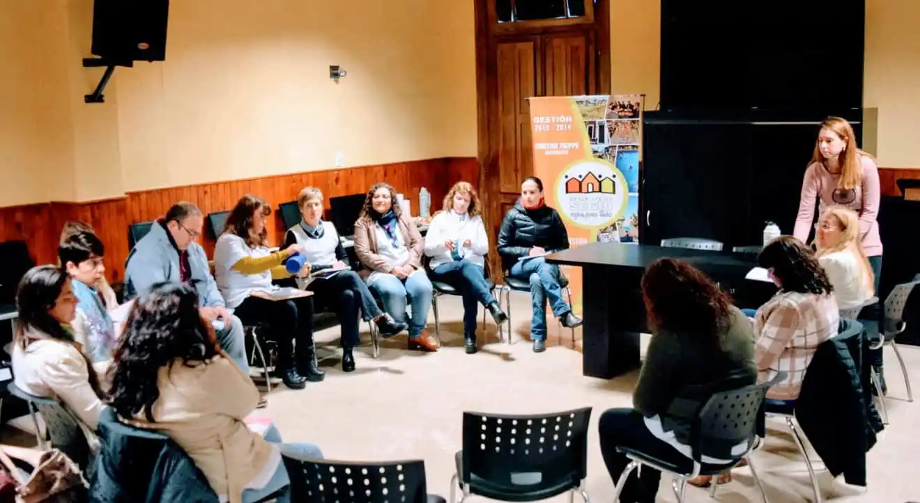 Abordaron cuestiones referidas a la generación de redes para la contención de niños y adolescentes