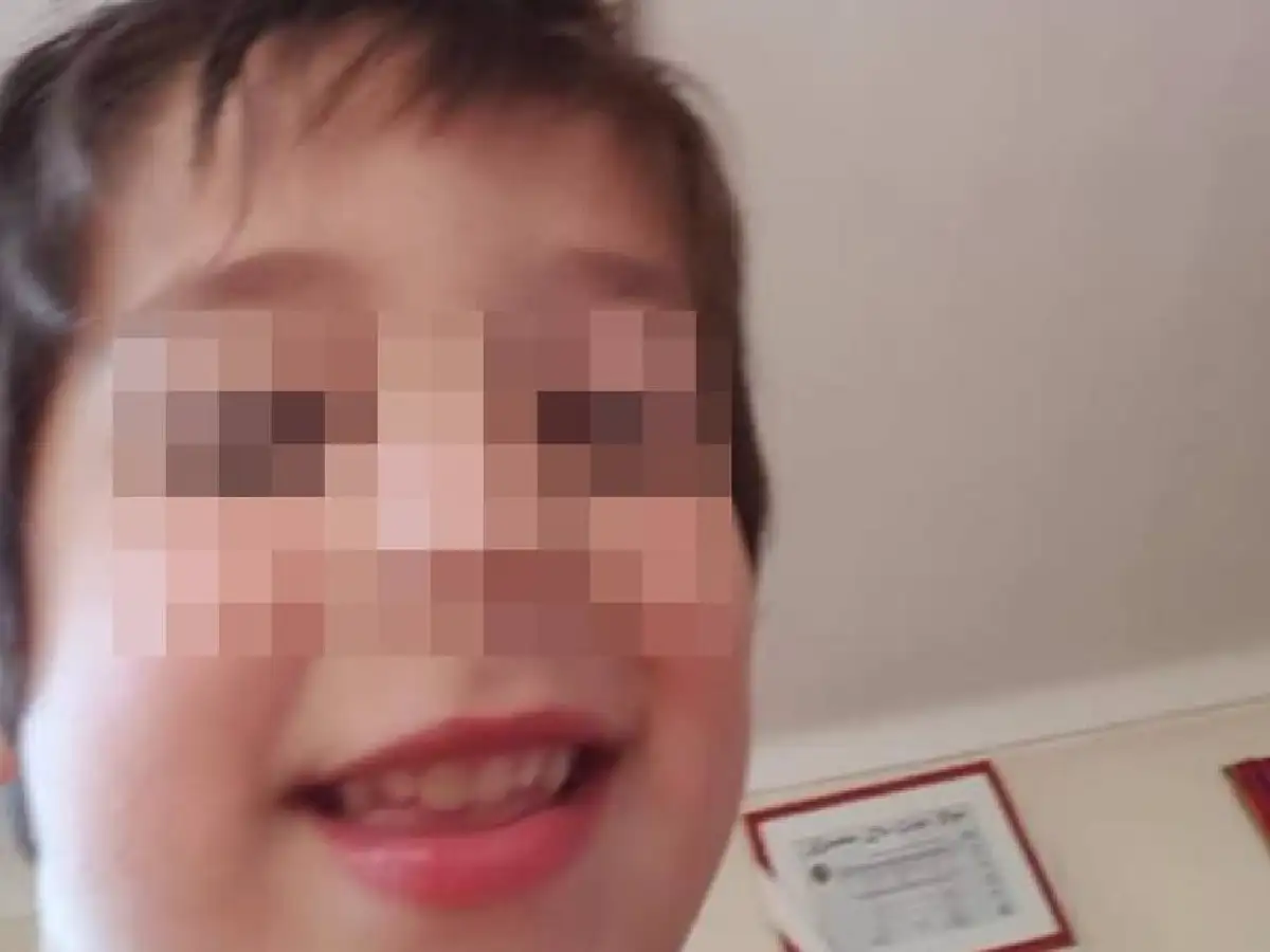 Buscaron a un niño con la Policía y estaba en su casa