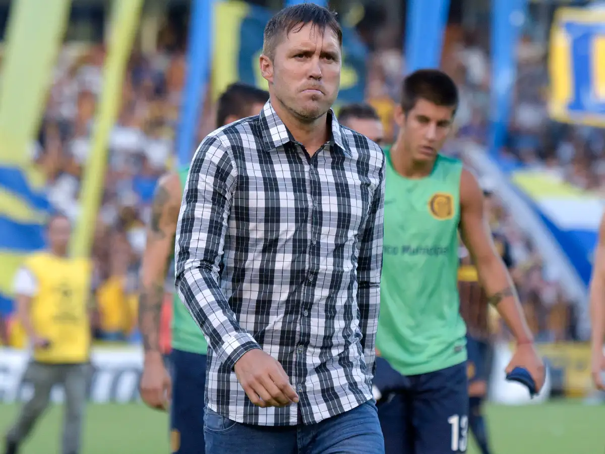Racing le apunta al “Chacho” Coudet