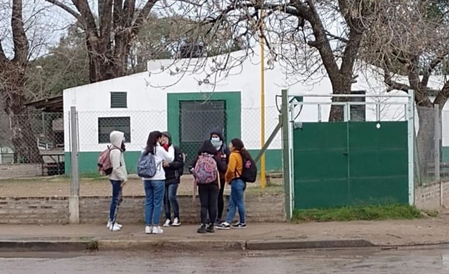 Solicitaron la construcción de una garita de colectivo en la esquina de Güemes y Perón