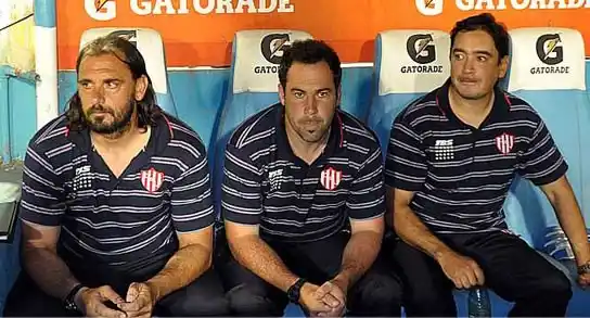 Pumpido: “No tengo dudas sobre el equipo que va a jugar contra River”