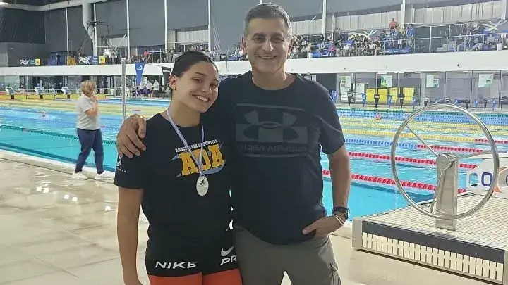 Doble subcampeona. Sol Del Valle junto al entrenador Marcelo "Yuri" Quaglia