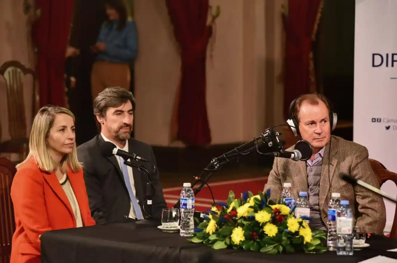 Bordet, Giano y Stratta participaron del lanzamiento de Diputados TV