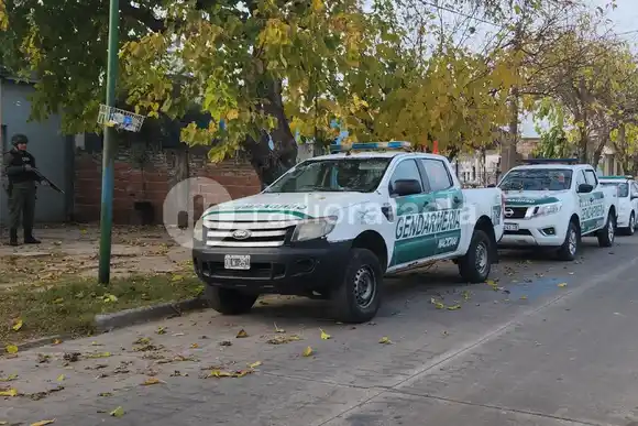 Múltiples allanamientos de Gendarmería en distintos puntos de la ciudad y la región