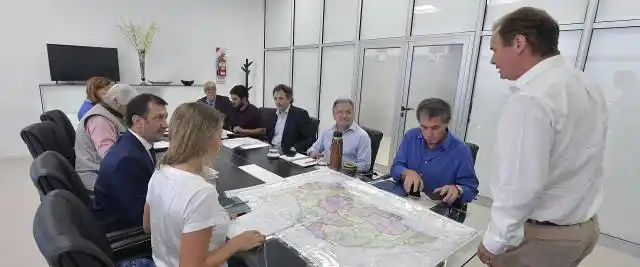 En frentes simultáneos, el equipo de gobierno trabaja en los territorios afectados por las lluvias