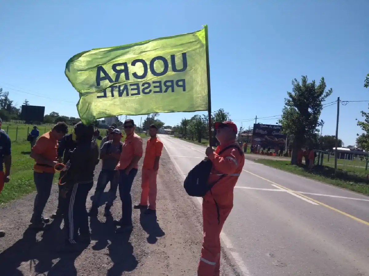 UOCRA realiza cortes sobre ruta 19