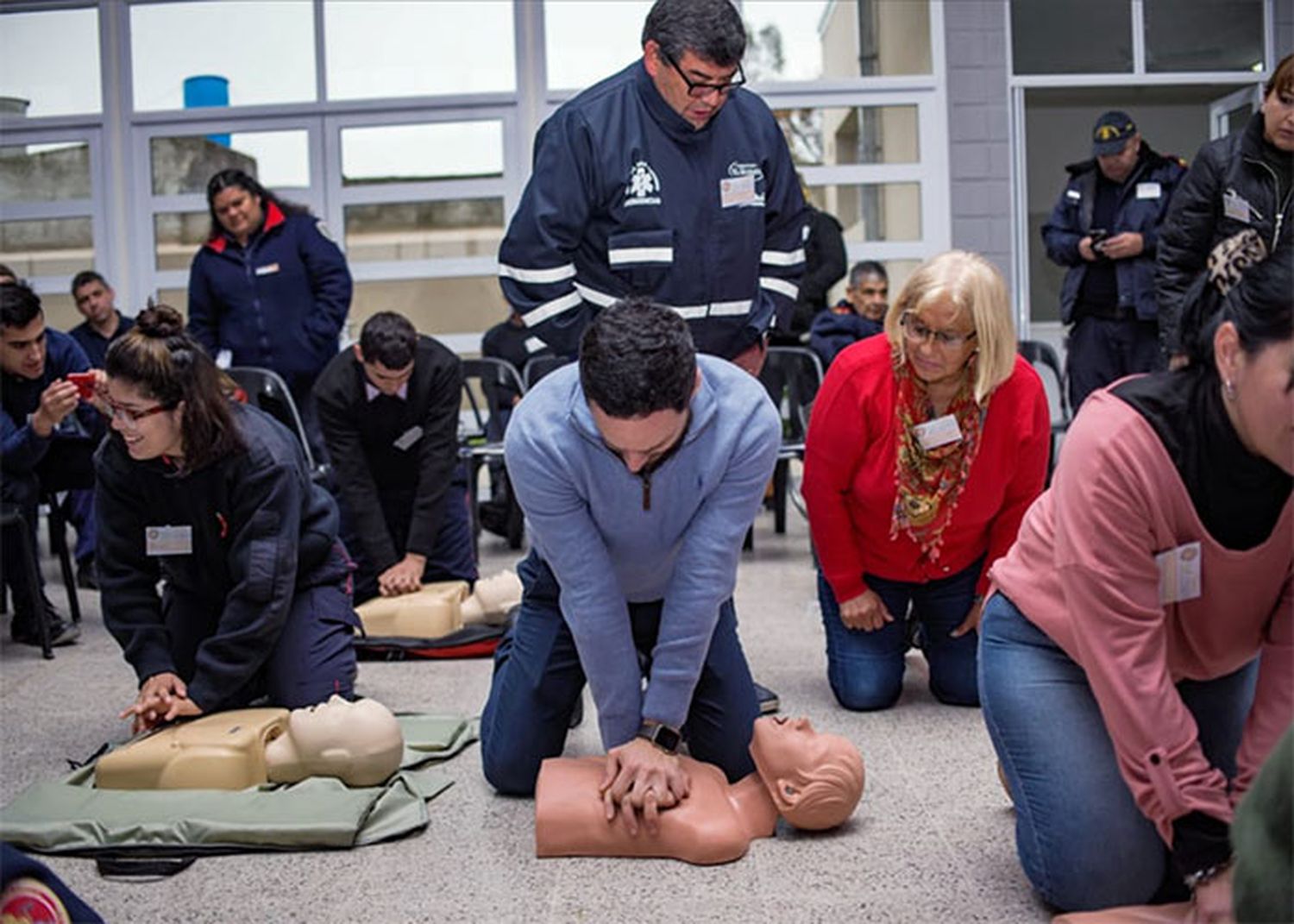 La Fundación Cener capacita a fuerzas de seguridad en RCP y Primeros Auxilios, entre otras actividades