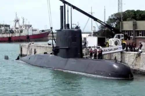 “No se descarta ninguna hipótesis”, afirmó el vocero de la Armada