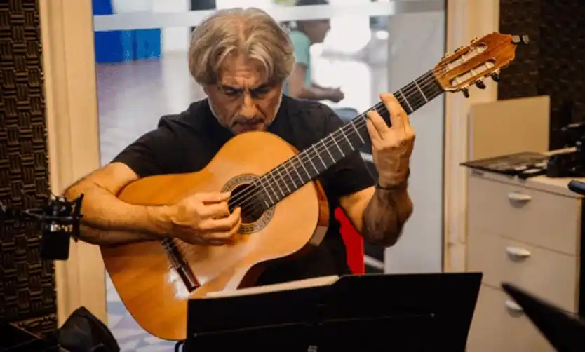 Héctor Bacci presenta “Otros Pericones posibles” y reedita peña en Montevideo