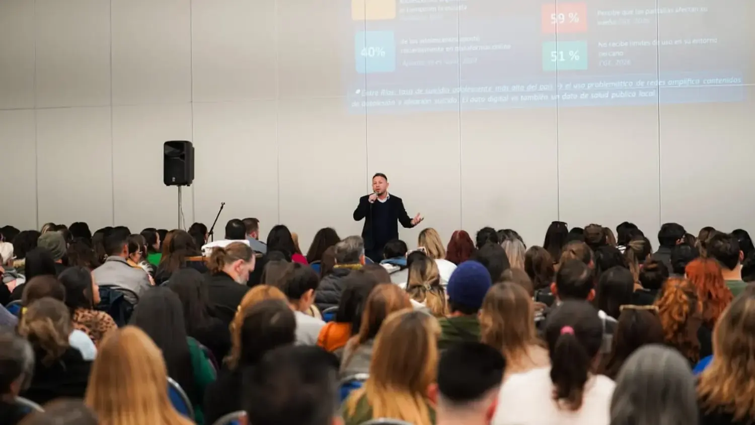 Más de 1.500 estudiantes, docentes y tutores participaron de #HablemosDe
