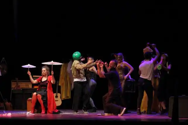 Teatro del Bardo presenta “Plan B o la deconstrucción del artefacto”