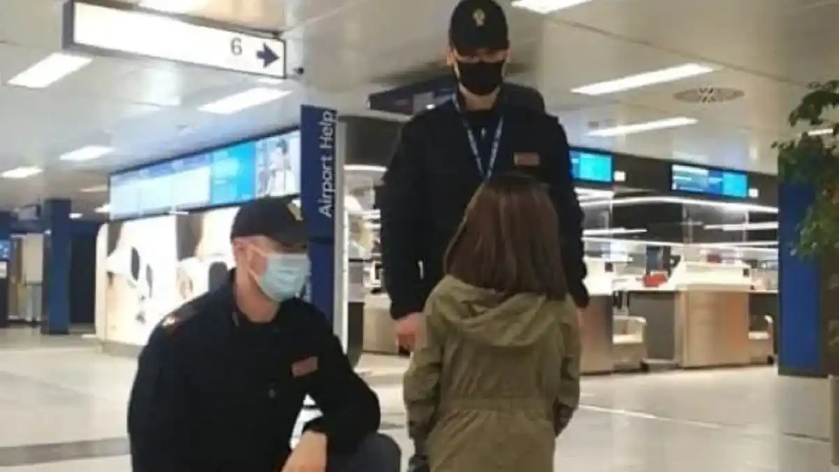 Niña venezolana escapó de su casa en Italia hacia el aeropuerto porque quería conocer el país donde nació