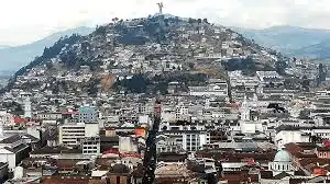 XENOFOBIA: Golpean a migrante venezolana  por no pagar el alquiler en Ecuador