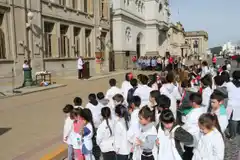 Habilitan los actos de egreso escolar en  forma presencial en las escuelas bonaerenses