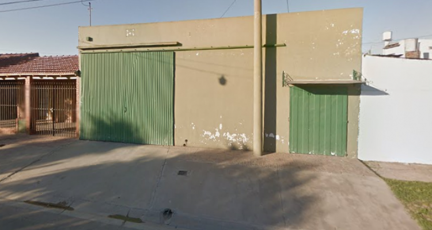 Delincuentes irrumpieron en un corralón de materiales, golpearon al dueño y se llevaron un celular y dinero