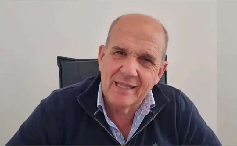 Zurro duro contra el peronismo y Javier Milei.