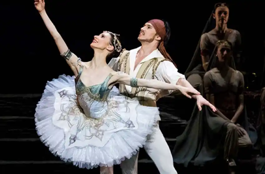 El Colón transmitirá el domingo una deslumbrante versión del ballet «El corsario»