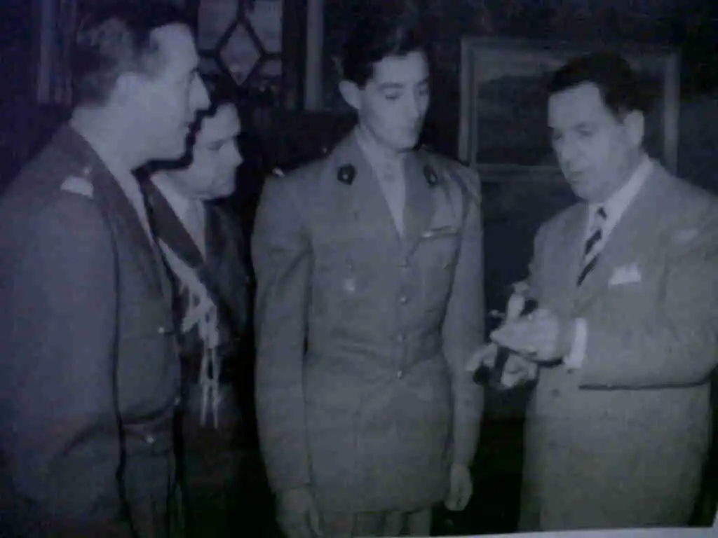 Una foto con Perón y una vida atravesada por la historia: Oscar, testigo directo del 16 de junio.