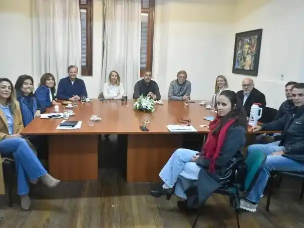 Diputados provinciales les dieron su apoyo a Guillermo Michel y Adán Bahl