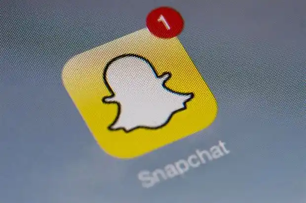 Snapchat intercalará avisos entre las publicaciones