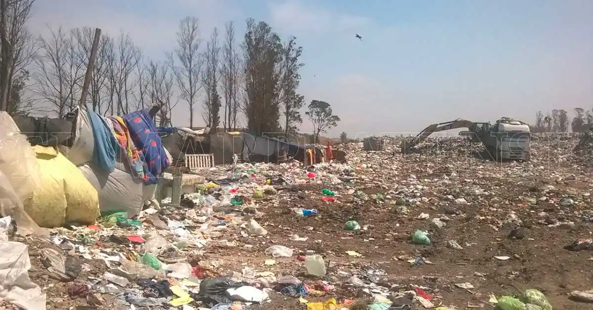 Se agudizan los problemas para los recicladores del basural