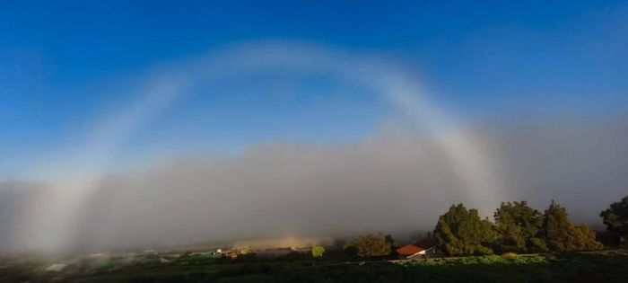 arcoiris blanco