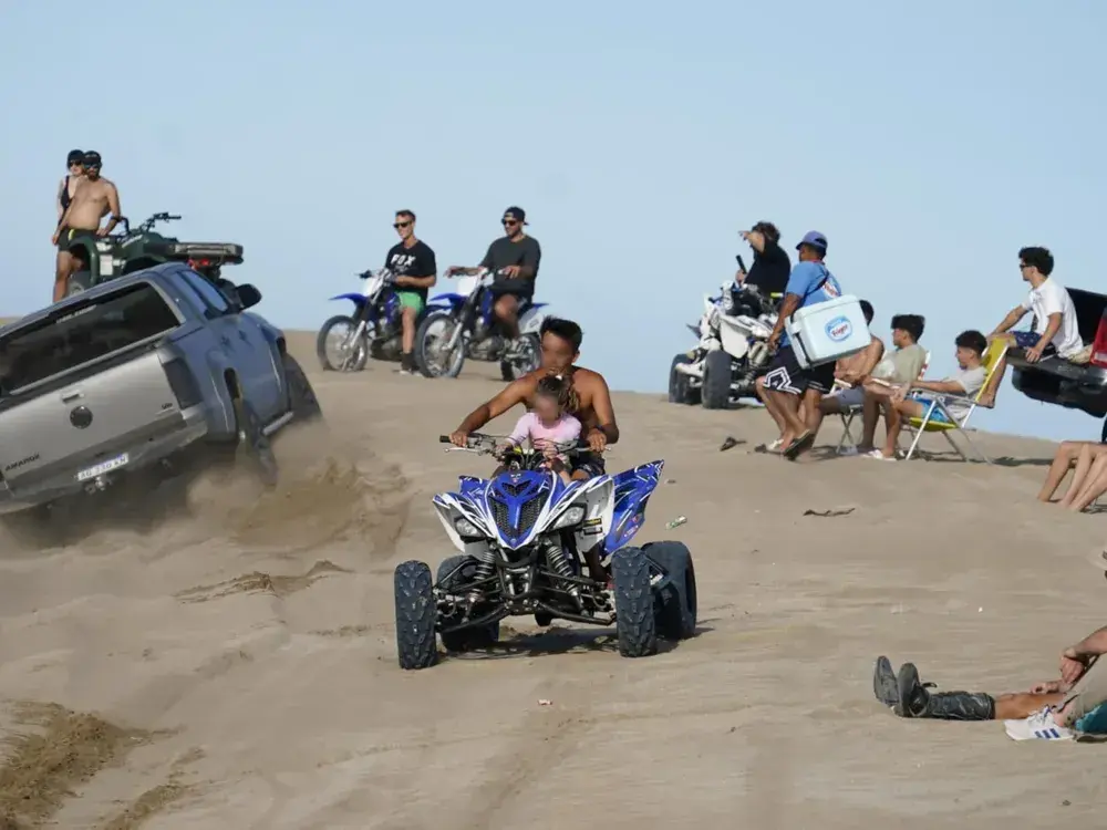 La Justicia pone fin al descontrol en la zona de los médanos de Pinamar.