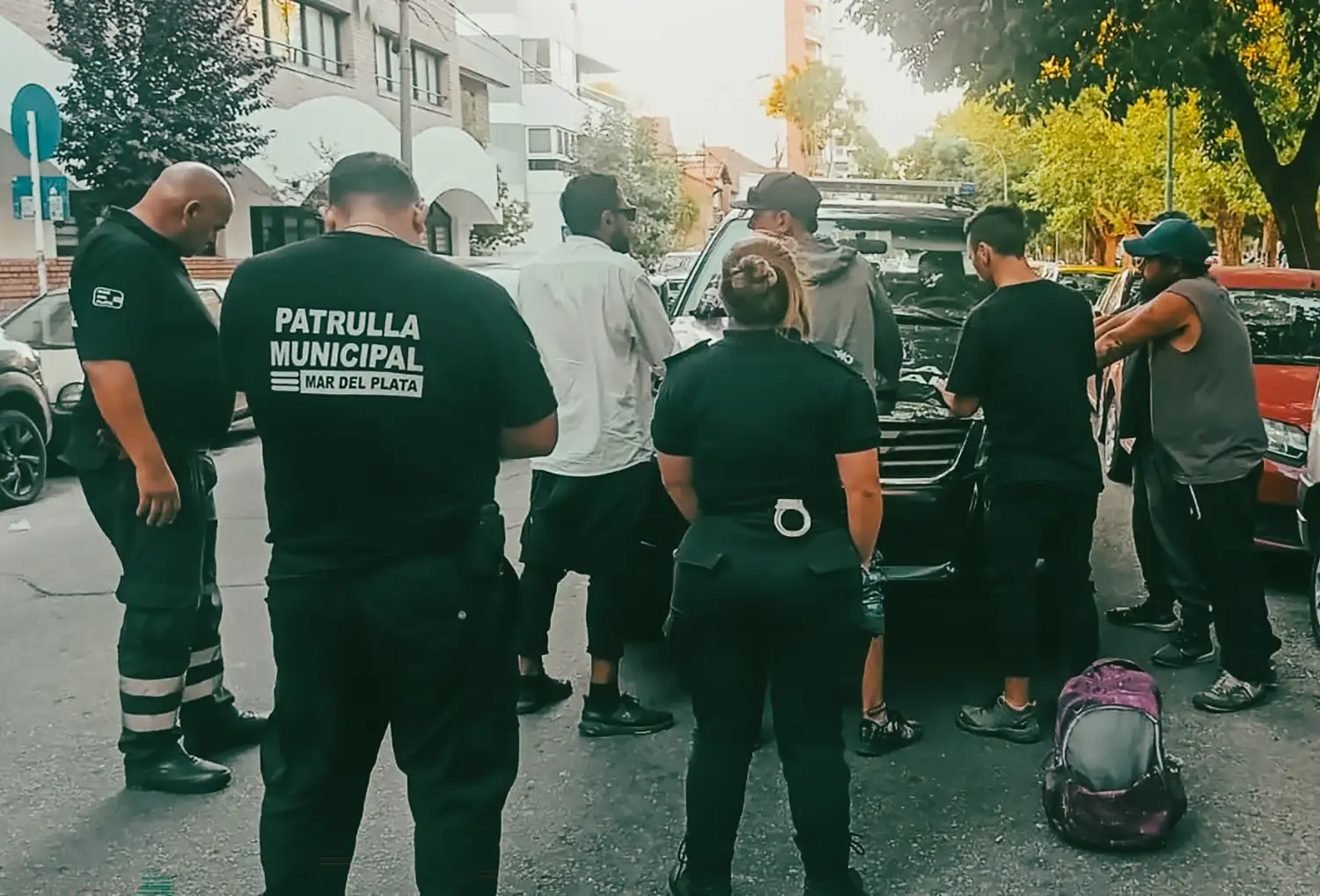 Las acciones se registraron en Falucho al 2700, donde el personal de seguridad labró el acta correspondiente por infracción a la normativa vigente.