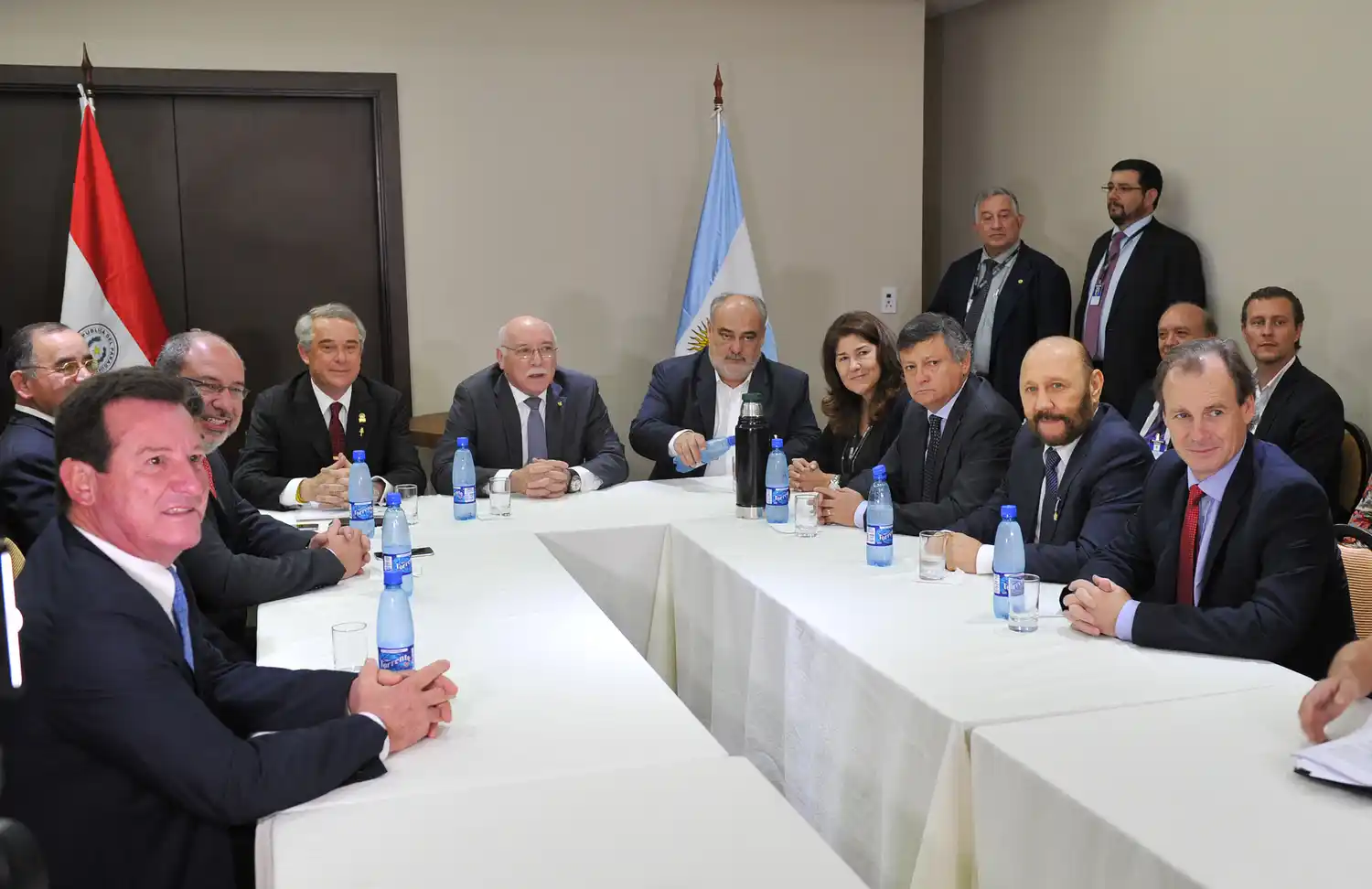 El gobierno enterriano propone habilitar los puertos para buques de ultramar