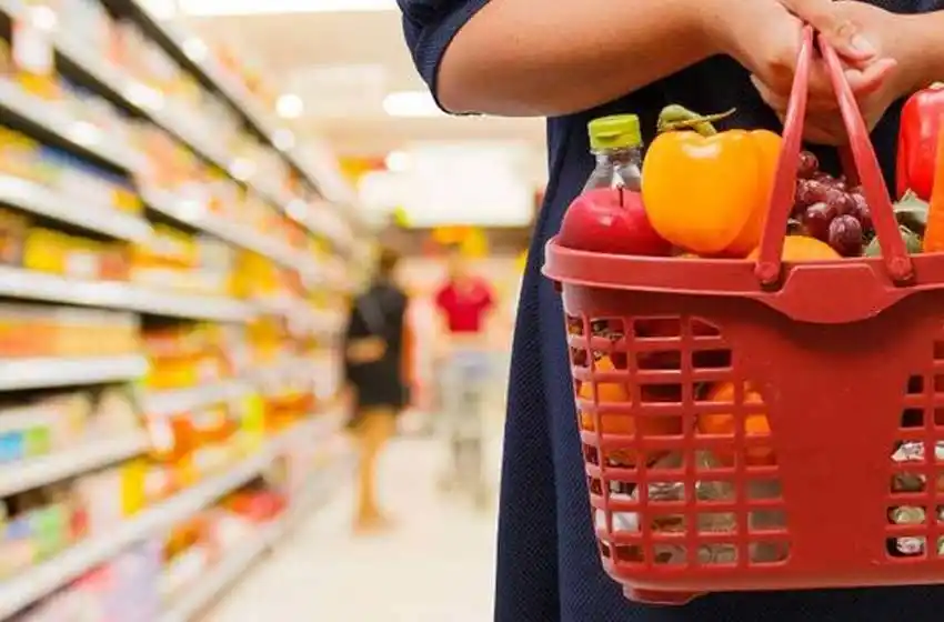 Inflación de noviembre: cuánto necesitó una familia tipo para no ser pobre