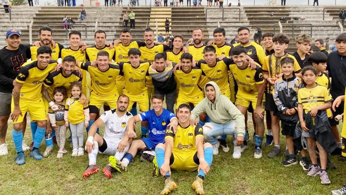 Comunicaciones se adjudicó el Petit del Clausura y es finalista por una plaza en el Regional 2026/27