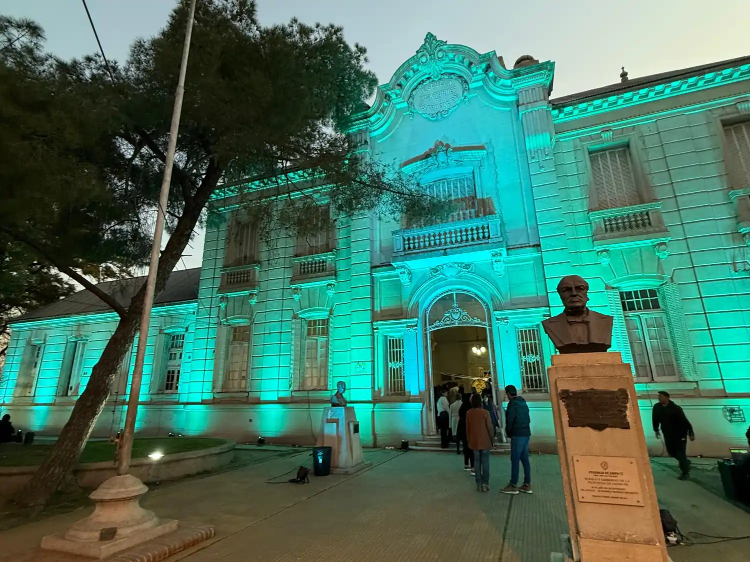 El IES N° 7, sede de la Expo Carreras Regional en la Esmeralda del Sur. Foto: Gentileza