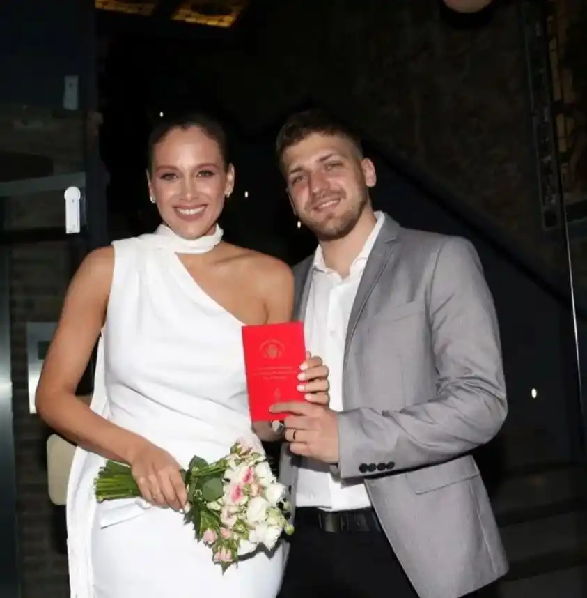 Barbie Vélez se casó con el hermano de su hermanito: "Somos muy felices"