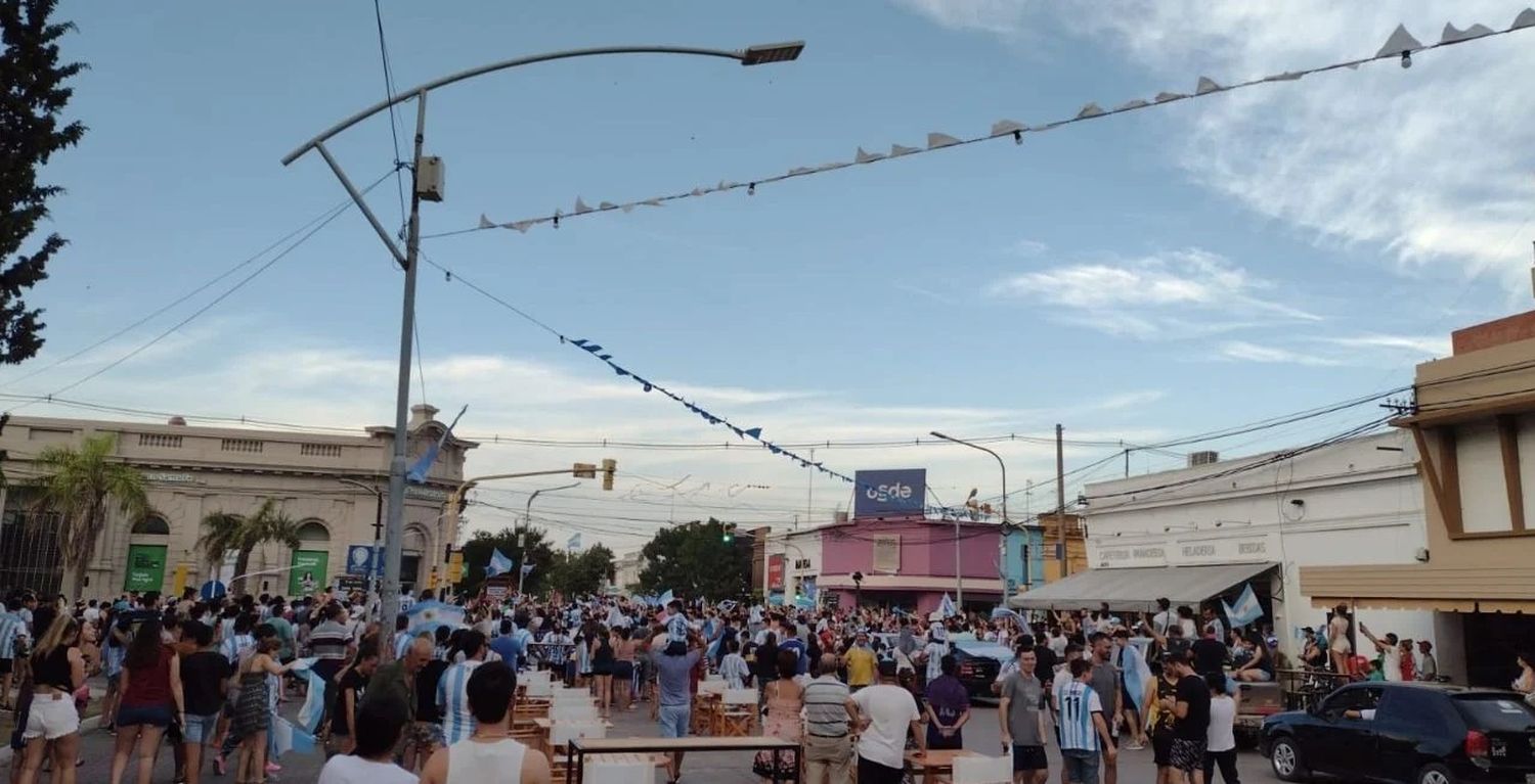 Prisión preventiva para un hombre que intimidó a otros con una cuchilla en los festejos de Argentina