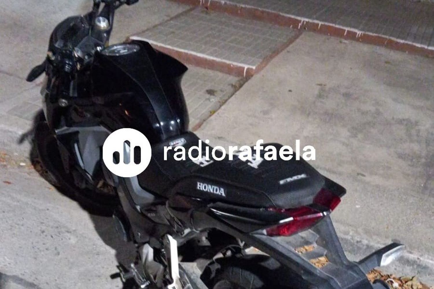 Le robaron la moto y a las horas la recuperó