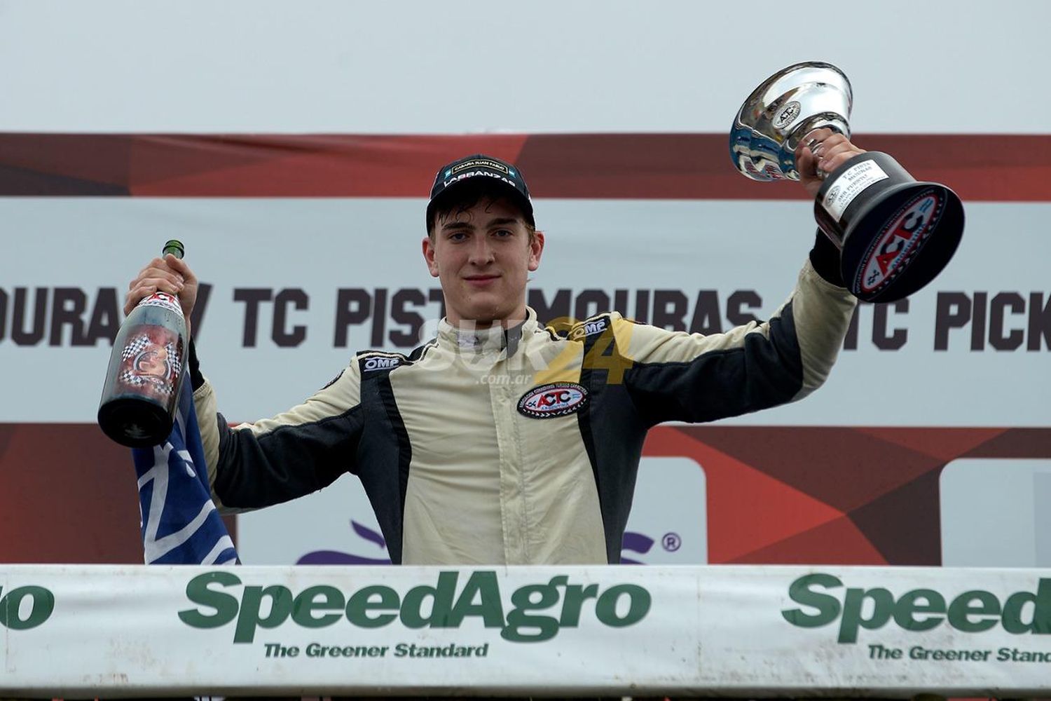 El joven rufinense Faustino Cifre hizo podio en el TC Pista Mouras de La Plata