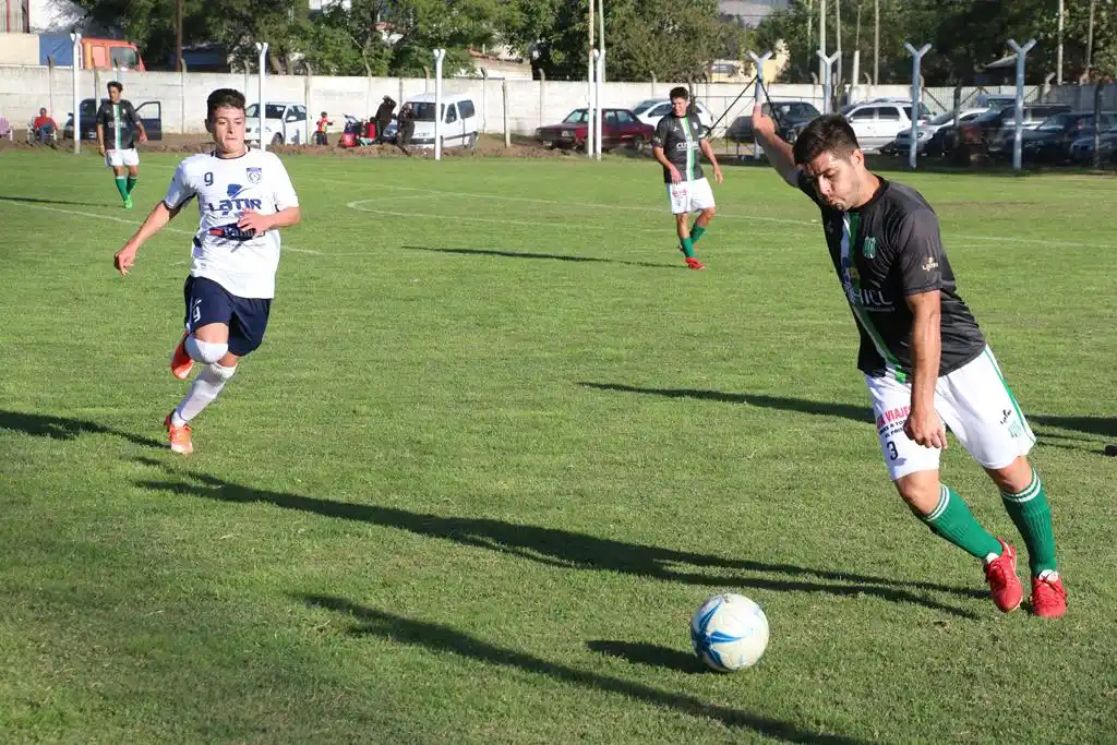 Los de arriba no aflojan, en un sábado con goleadas