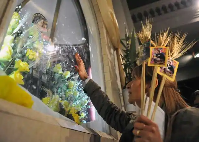 Miles de fieles de toda la Provincia asisten a la celebración de San Cayetano