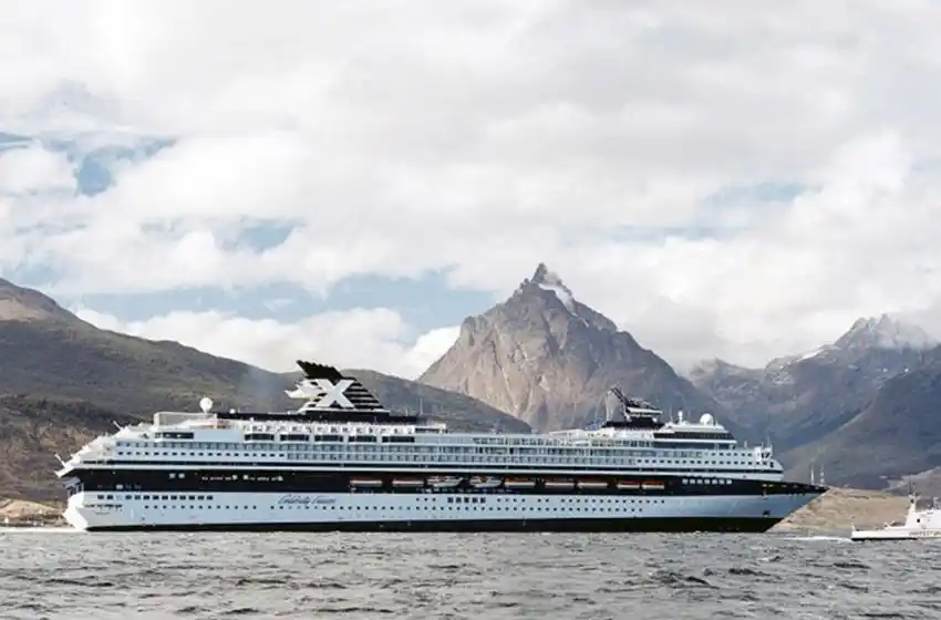 Tierra del Fuego: evacuaron por vía aérea a 400 pasajeros de un crucero antártico