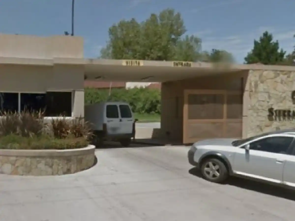 Insólito: intentó ingrear al country con la empleada doméstica escondida en el baúl