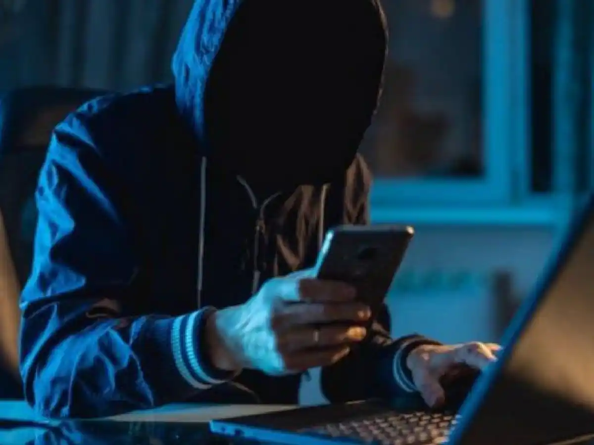 "Cuento del tío" de la era digital: la denuncia de cada día   