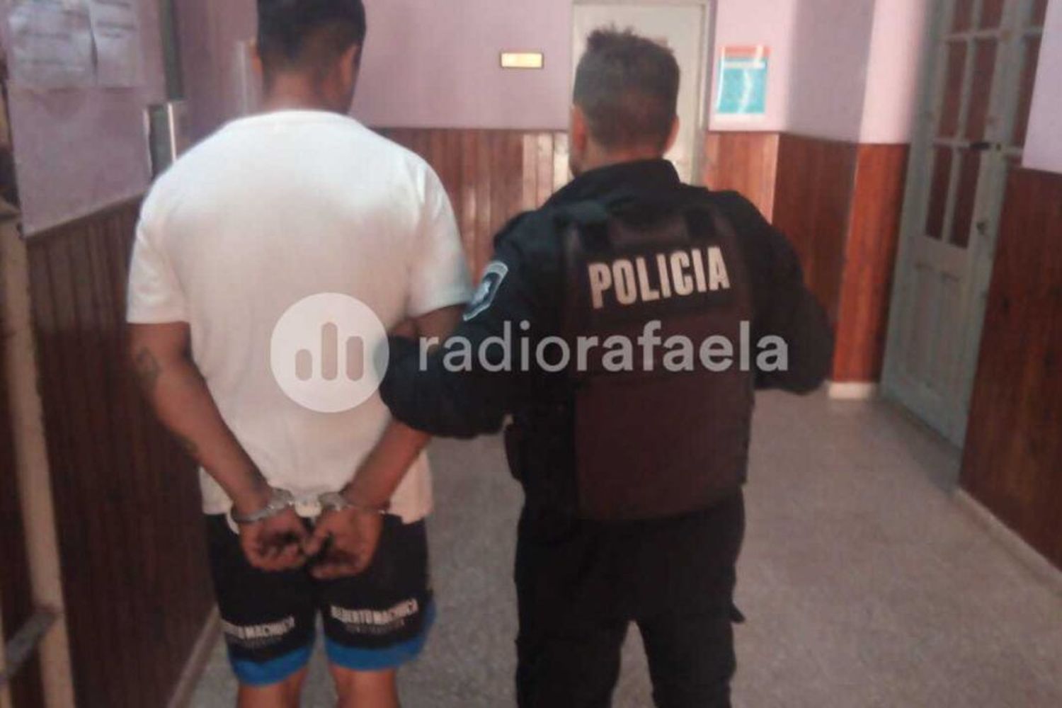 Bella Italia: se resistió a ser detenido y amenazó a efectivos policiales con un machete