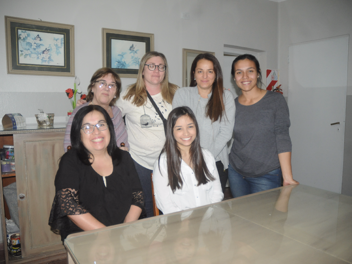 La labor de “las tías”, clave  en la residencia de mujeres