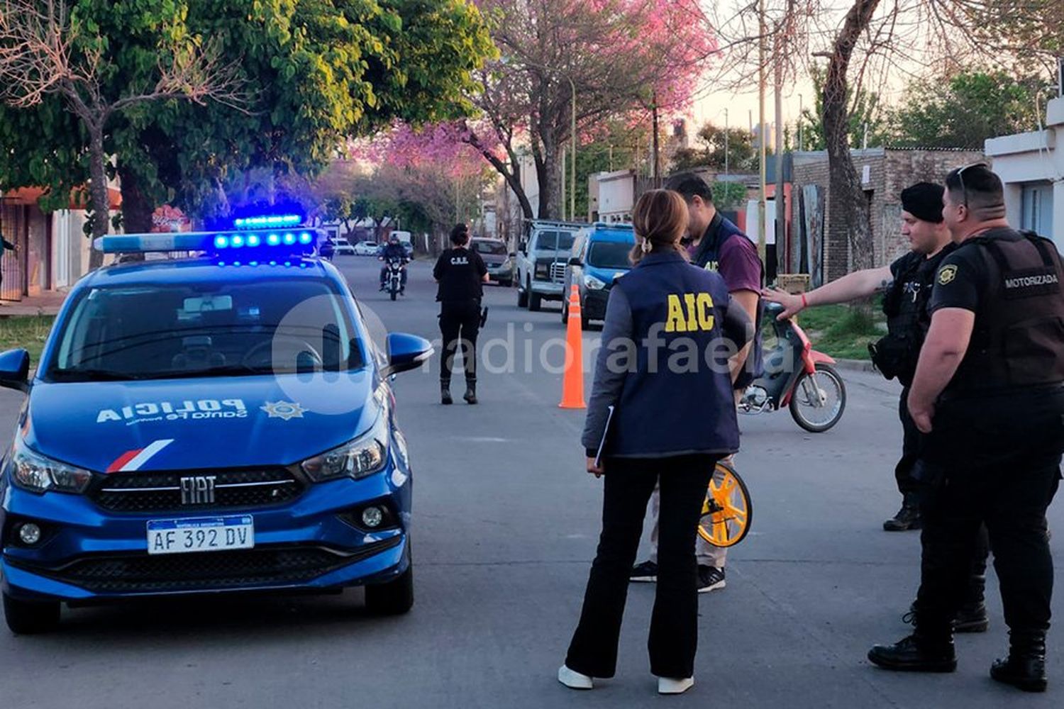 Accidente en barrio Villa Dominga: nuevamente, un patrullero involucrado