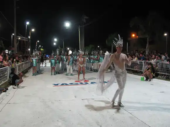 Scola Reina del Norte y Batería C4 preparan una representación del Big Bang