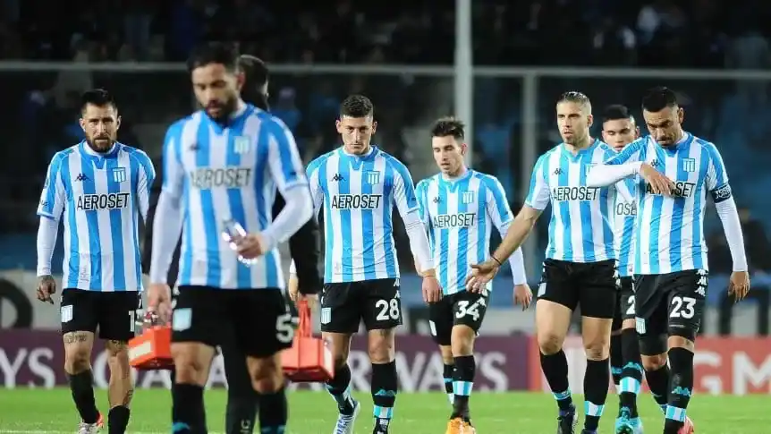Racing perdió con River (U) y quedó eliminado 